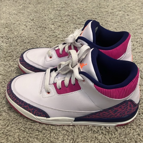 Purple Jordans BARELY WORN - Picture 4 of 4